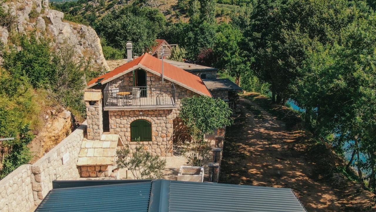 River huts Zrmanja Obrovac Buitenkant foto