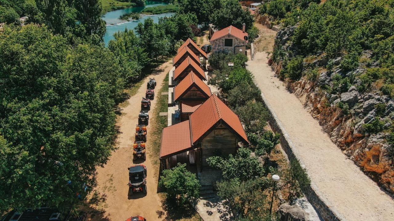 River huts Zrmanja Obrovac Buitenkant foto